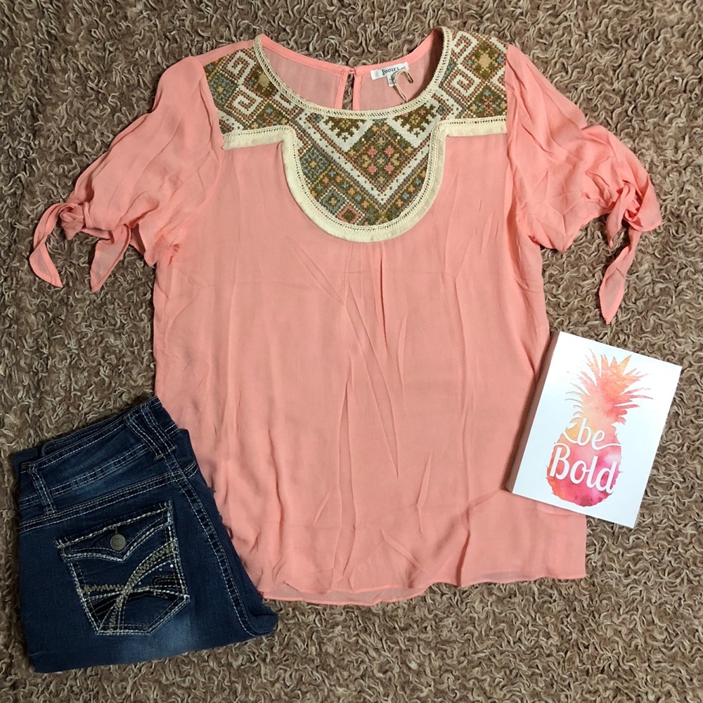M/L Peach embroidered top